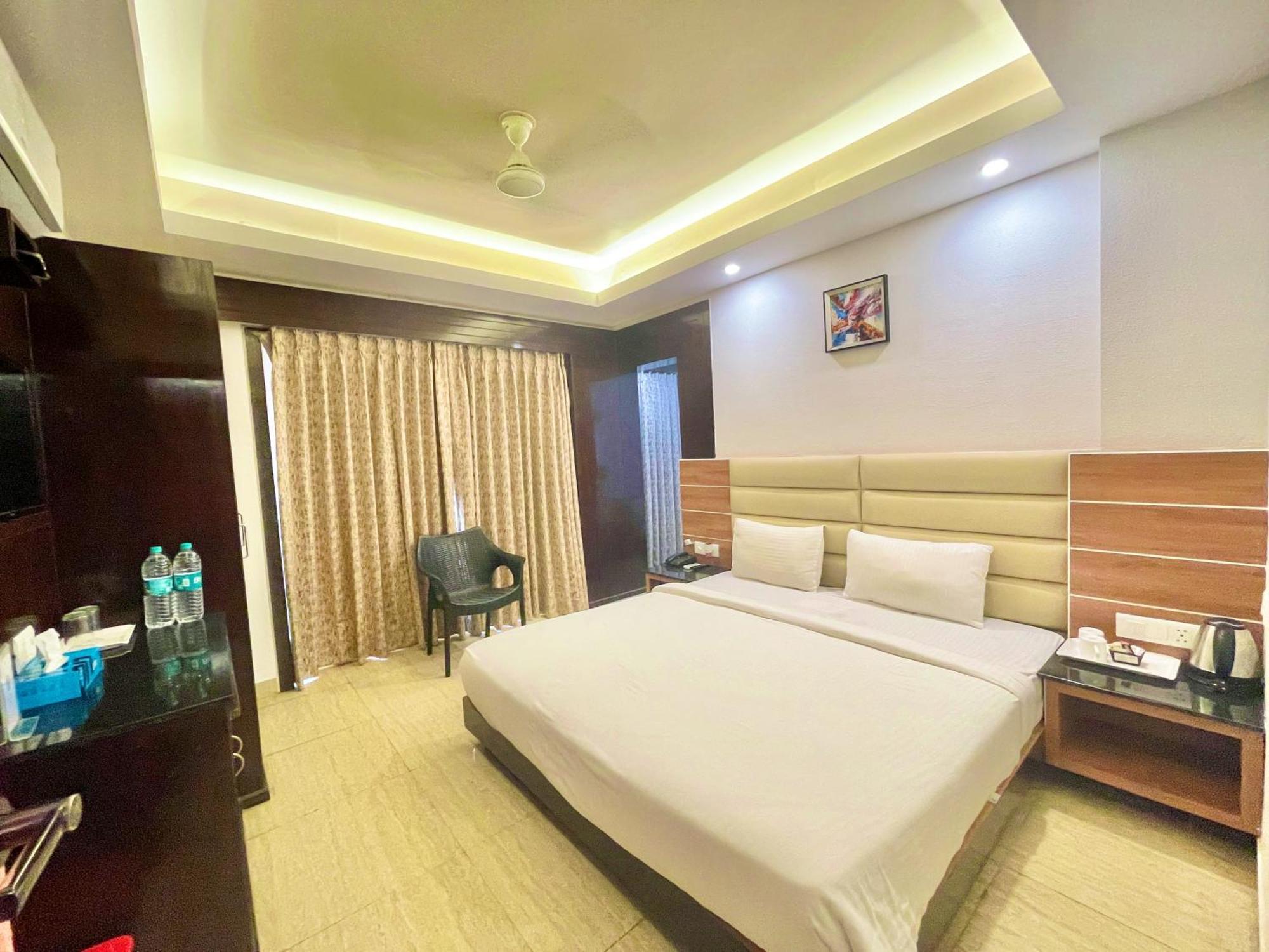 Puri Hotel G R P Puri, A Premier Beachfront Luxury Hotel Sea Beach And Temple Fully Air Conditioned Hotel With Lift-Wifi-Parking And Swimming-Pool, Breakfast Included, Best Hotel In Puri Bagian luar foto